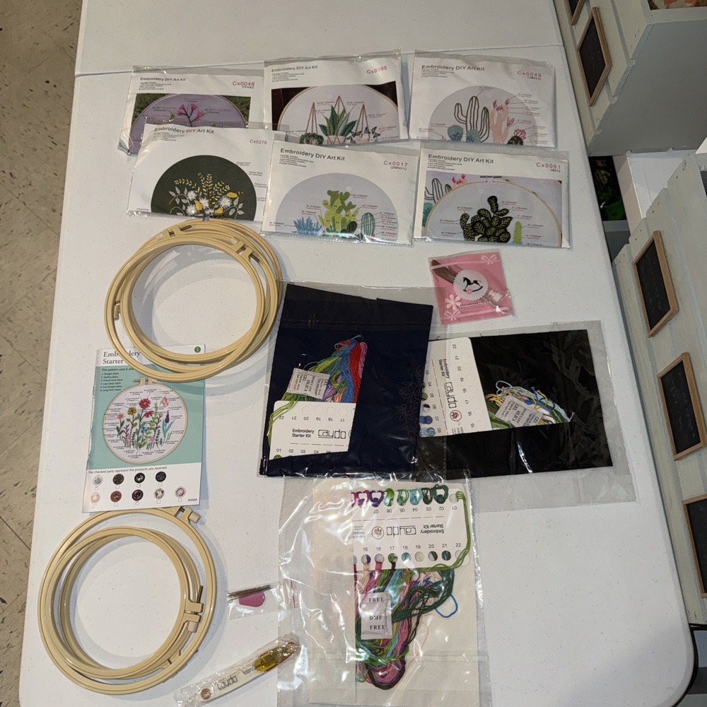 Caydo Embroidery DIY Art Kit Bundle Floral Cactus Patterns Hoops Floss Tools